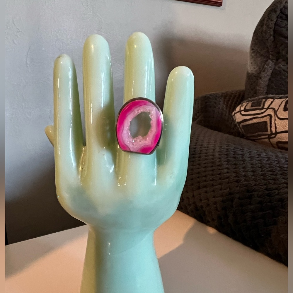 Pink agate slice geode ring size 6 set in sterling with sterling 3 tier band.
